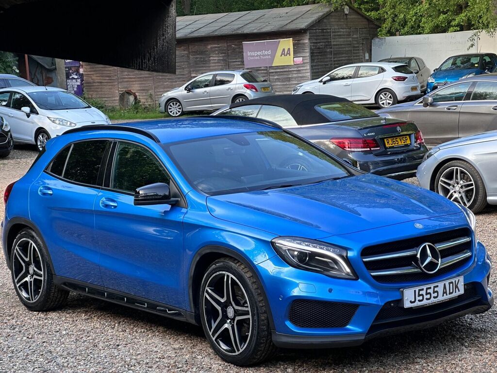 Compare Mercedes-Benz GLA Class Gla220 Cdi 4Matic Amg Line Premium J555ADK Blue