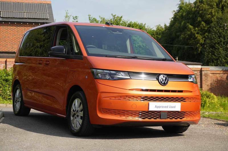 Compare Volkswagen Multivan Minibus DG23LHB Orange