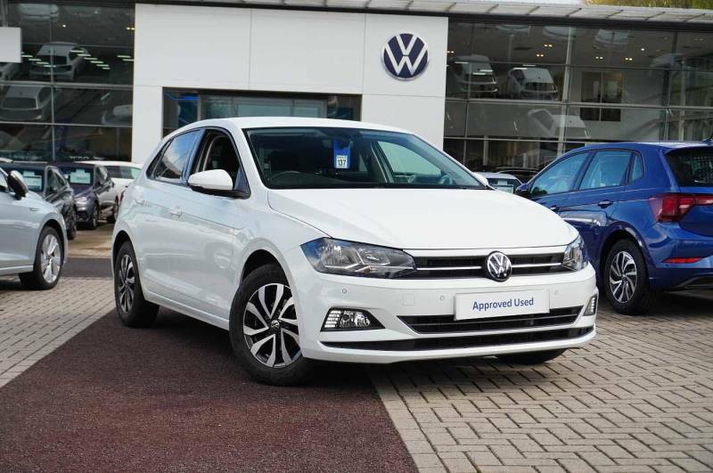 Compare Volkswagen Polo Hatchback DY71GZM White