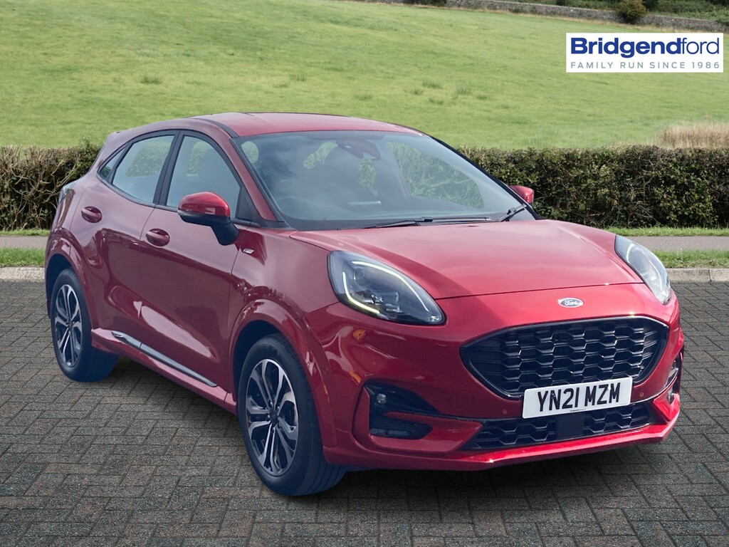 Compare Ford Puma 1.0 Ecoboost Hybrid Mhev St-line Dct YN21MZM Red