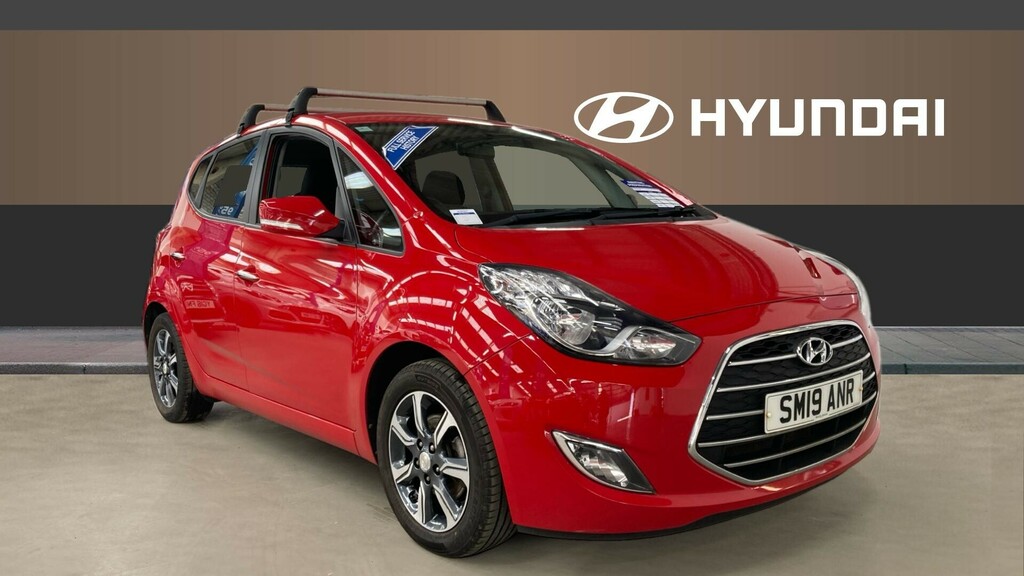 Compare Hyundai Ix20 Se SM19ANR Red