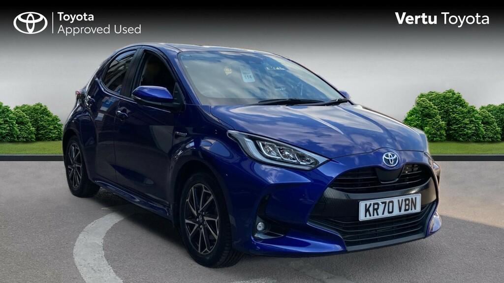 Compare Toyota Yaris Design KR70VBN Blue