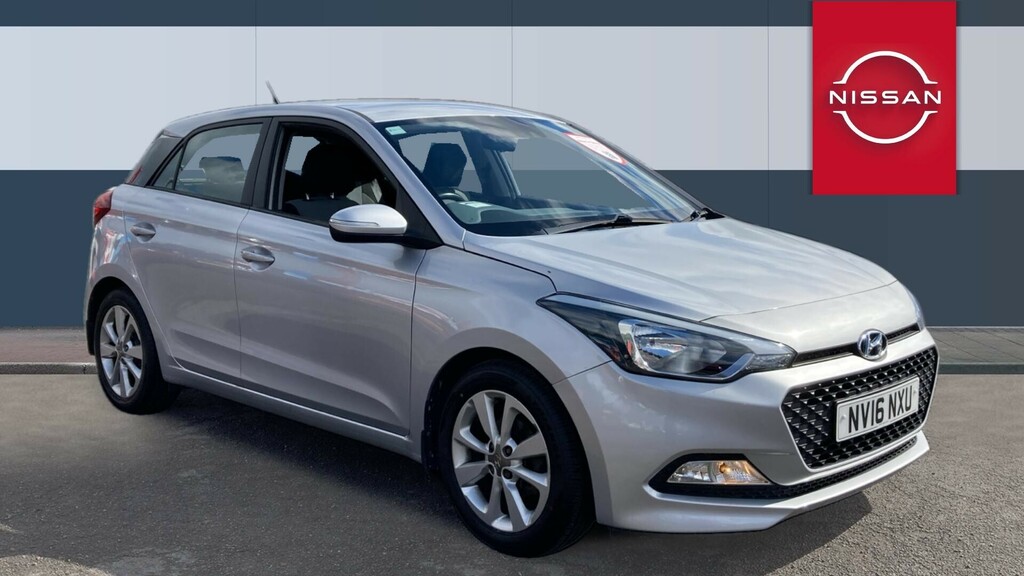 Compare Hyundai I20 Se NV16NXU Silver