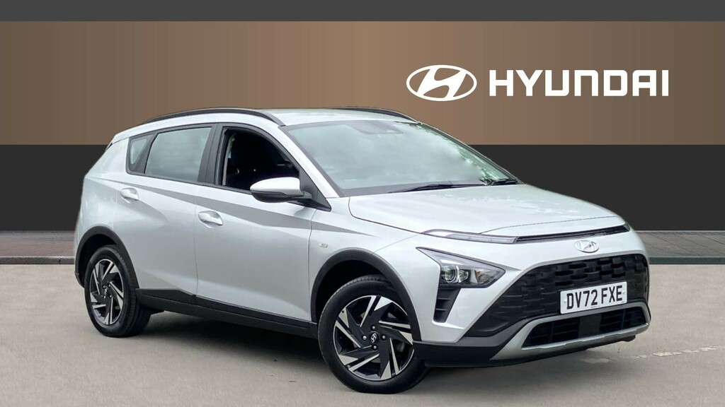 Compare Hyundai Bayon Se Connect DV72FXE Silver