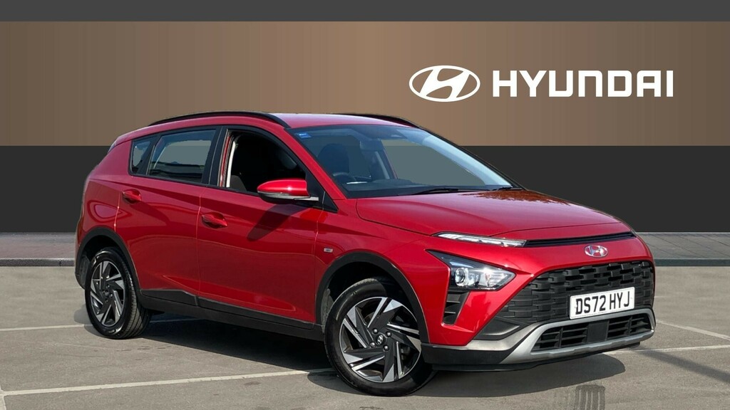 Compare Hyundai Bayon Se Connect DS72HYJ Red