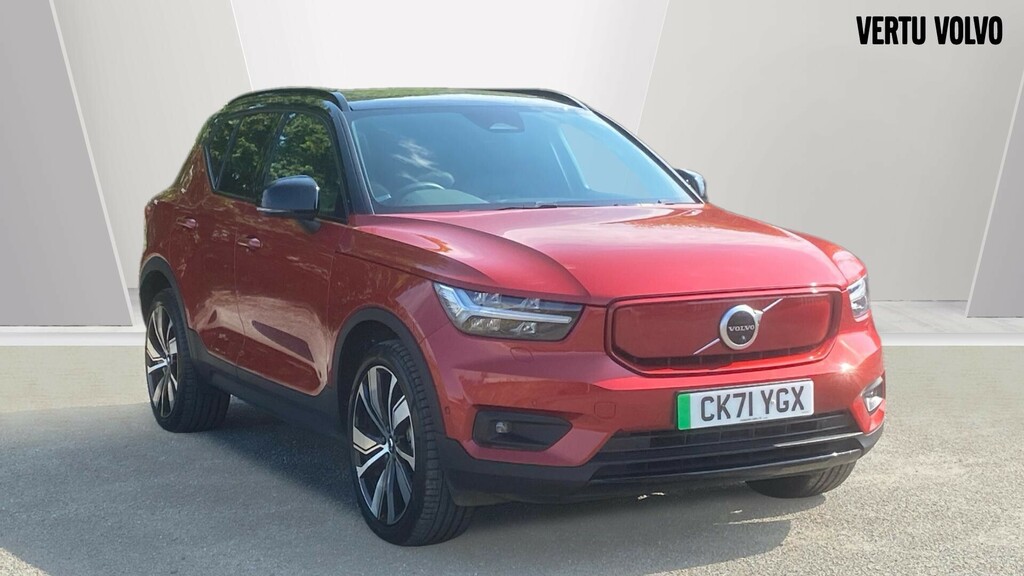 Volvo XC40 Twin Pro Red #1