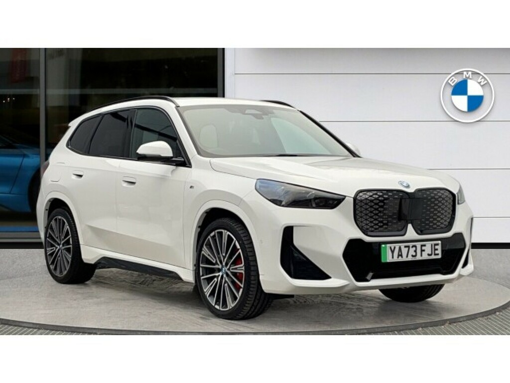 Compare BMW iX1 M Sport YA73FJE White