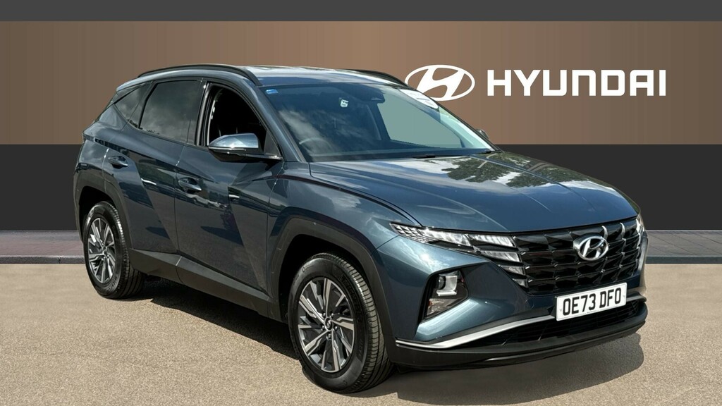 Compare Hyundai Tucson Se Connect OE73DFO Blue