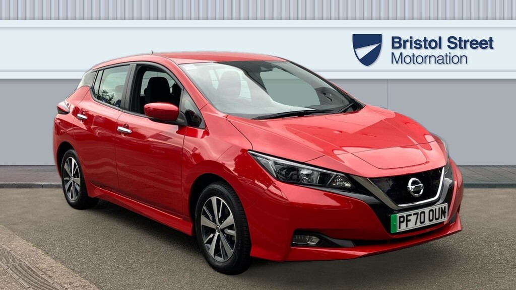 Compare Nissan Leaf Acenta PF70OUM Red