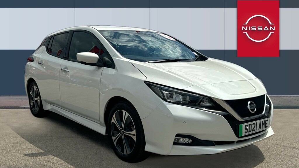 Compare Nissan Leaf Tekna SD21AHE White