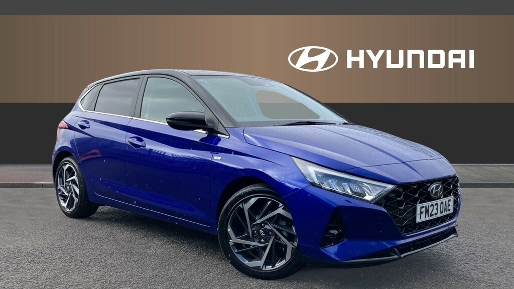 Compare Hyundai I20 Ultimate FM23OAE Blue