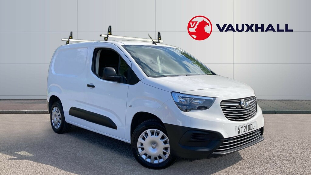 Compare Vauxhall Combo L1h1 2300 Dynamic WT21DDL White