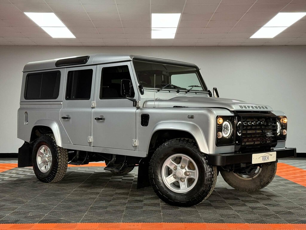 Land Rover Defender 110 2.2 Tdci County Station Wagon 4Wd Euro 5 Silver #1