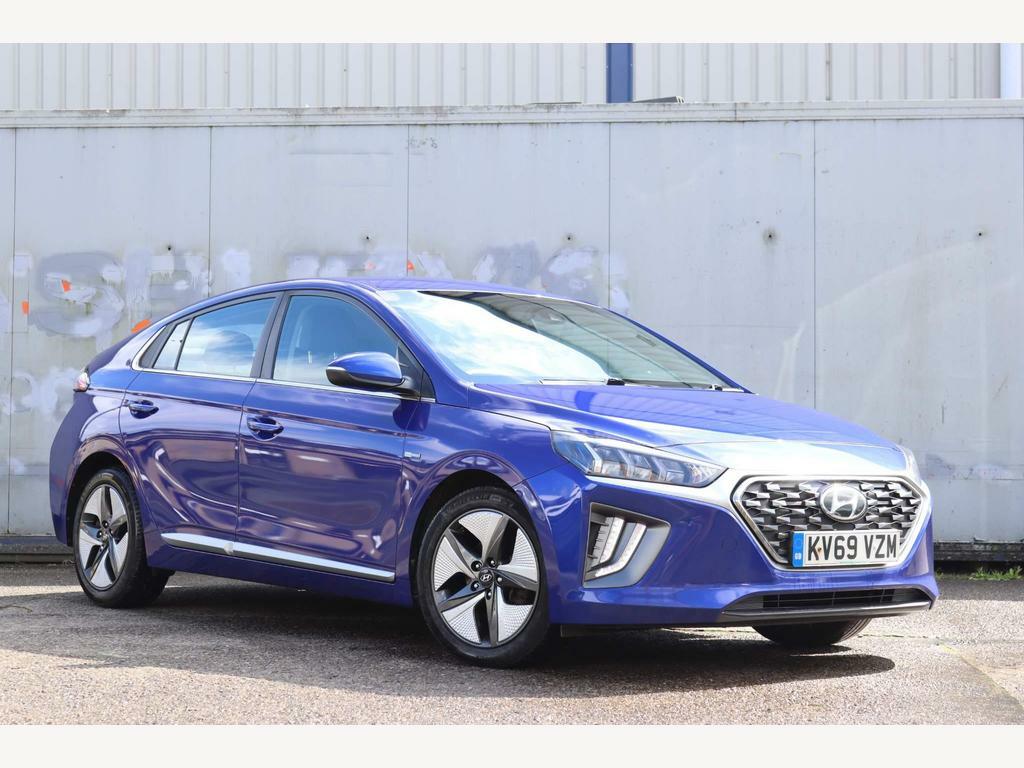 Compare Hyundai Ioniq 1.6 H-gdi 1St Edition Dct Euro 6 Ss KV69VZM Blue