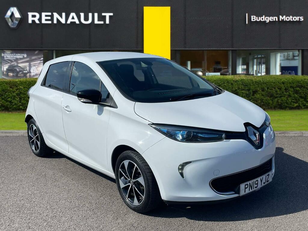 Compare Renault Zoe I Dynamique Nav PN19YJZ White