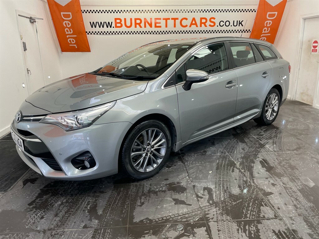 Toyota Avensis D-4d Business Edition Grey #1