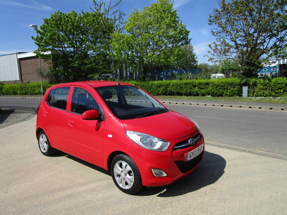 Compare Hyundai I10 Active 5-Door 20 Road Tax, Chain Driven GY13BHZ Red