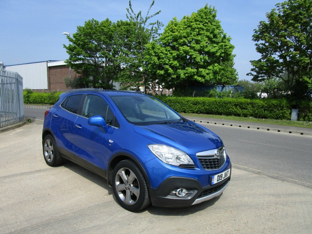 Compare Vauxhall Mokka Se Cdti Ss 5-Door D19JAT Blue