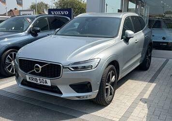 Compare Volvo XC60 B4 Awd Momentum 6950 Factory GN69OGW 