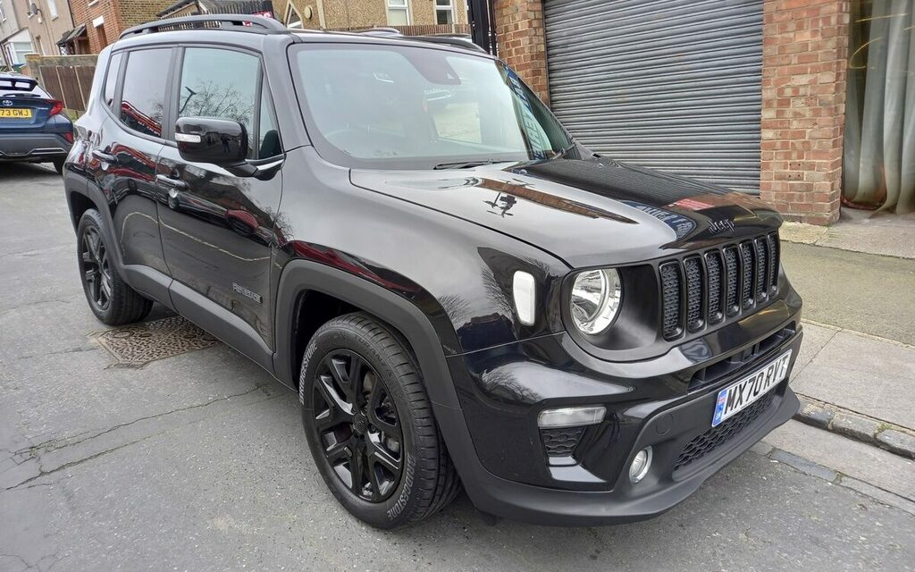 Compare Jeep Renegade 1.3 Gse T4 Night Eagle Ddct Euro 6 CK70RKY Black