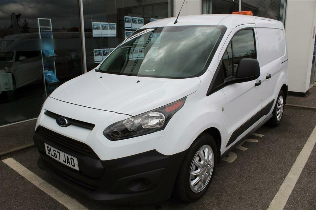 Compare Ford Transit Custom Transit Connect 220 BL67JAO White