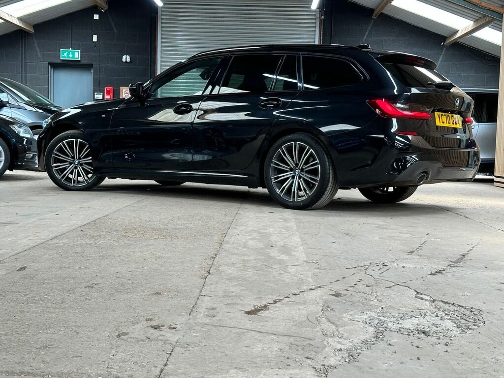 Compare BMW 3 Series Estate 2.0 320I M Sport Touring Euro 6 Ss YC70GAA Black