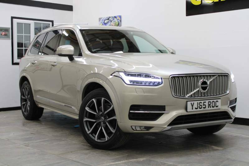 Compare Volvo XC90 2.0 D5 Inscription Awd Geartronic YJ65ROC Gold