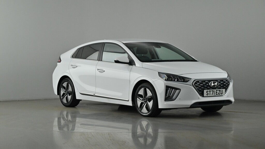 Compare Hyundai Ioniq 1.6 Gdi Premium Se Hybrid Dct ST71EZU White