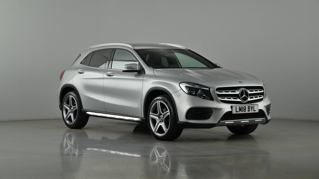 Compare Mercedes-Benz GLA Class 2.2 200D Amg Line Dct LM18BYL Silver
