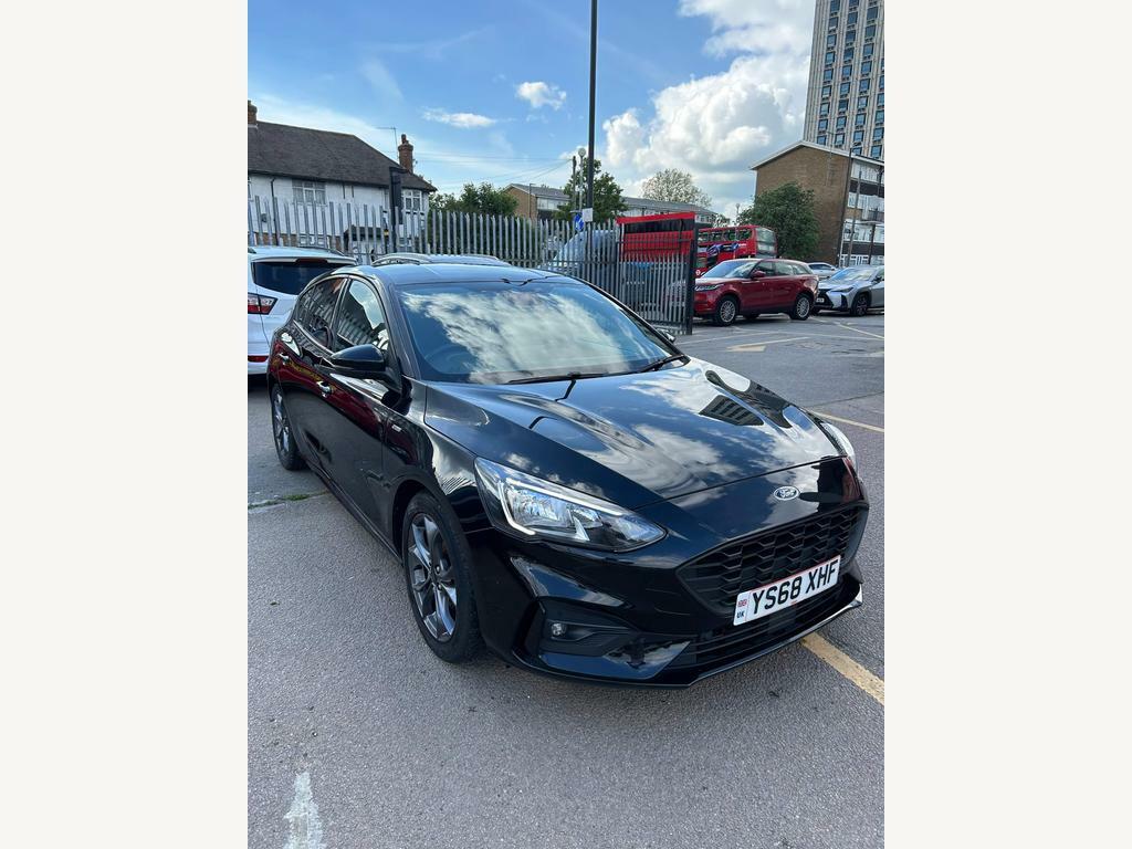 Compare Ford Focus 1.0T Ecoboost St-line Euro 6 Ss YS68XHF Black