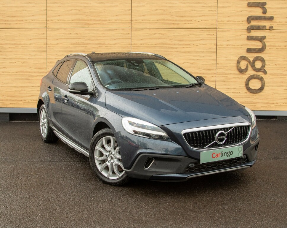 Compare Volvo V40 Cross Country T3 Cross Country KY18EOS 