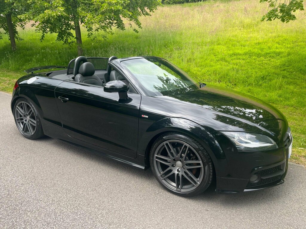 Compare Audi TT Black Edition SC11PEO Black
