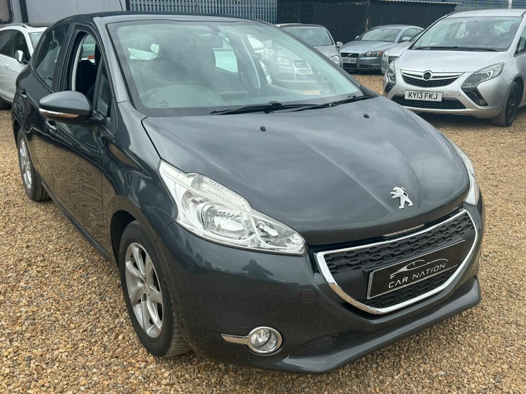 Compare Peugeot 208 Hatchback 1.4 Hdi Active Euro 5 201414 MD14PJO Grey