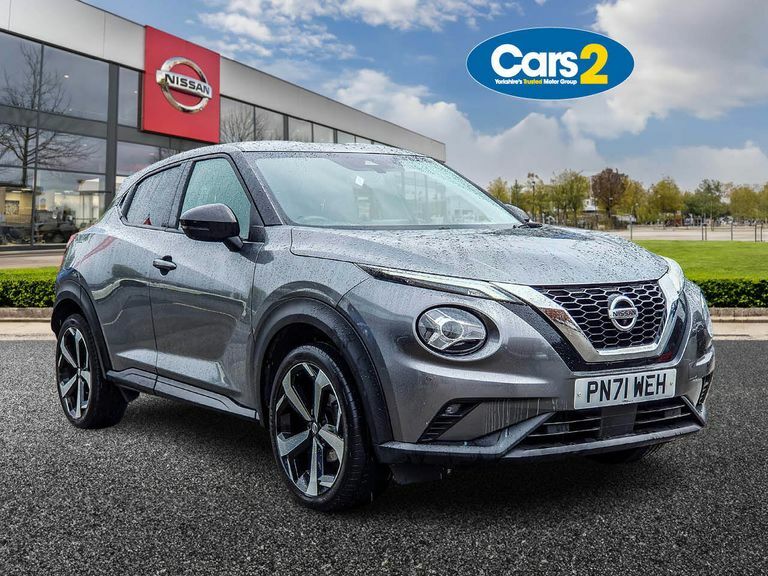 Compare Nissan Juke 1.0 Dig-t 114 Tekna Dct PN71WEH Grey