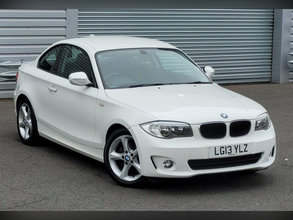 Compare BMW 1 Series Se LG13YLZ White