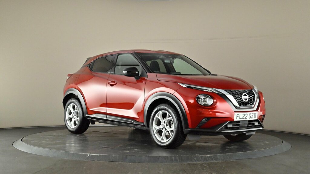 Compare Nissan Juke 1.0 Dig-t 114 N-connecta FL22GZD Red