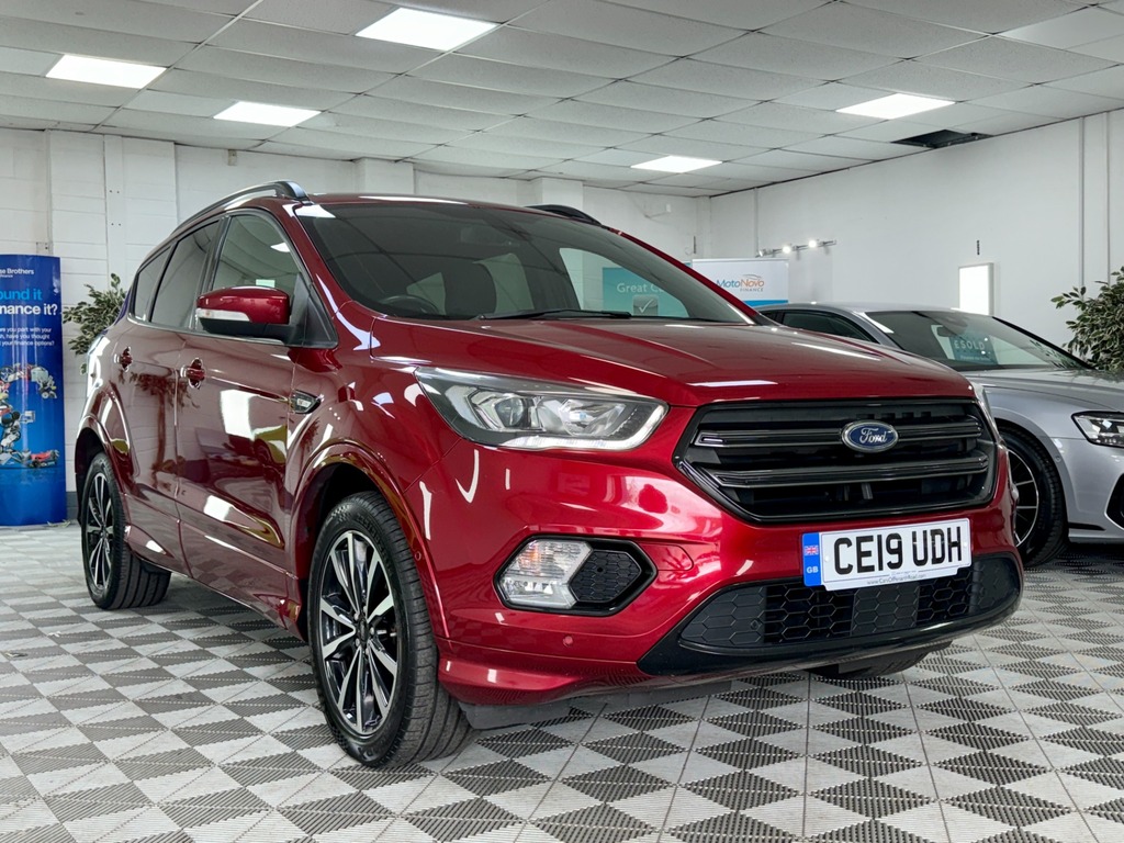 Compare Ford Kuga St-line CE19UDH Red