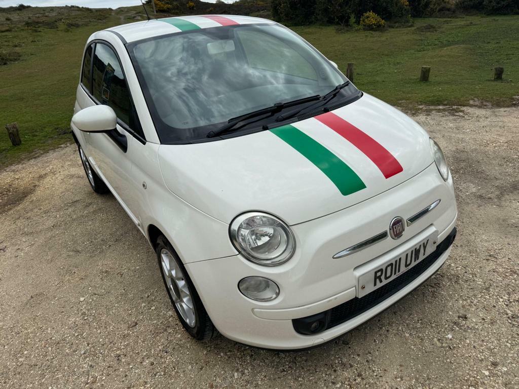 Compare Fiat 500 1.2 Sport Euro 5 Ss RO11UWY 