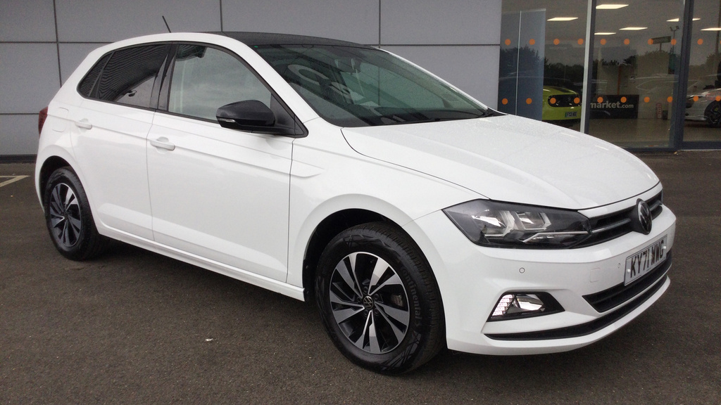 Compare Volkswagen Polo 1.0 Tsi 95 Match KY71WWG White