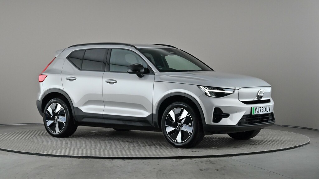 Compare Volvo XC40 175Kw Recharge Core 69Kwh YJ73XLV Silver