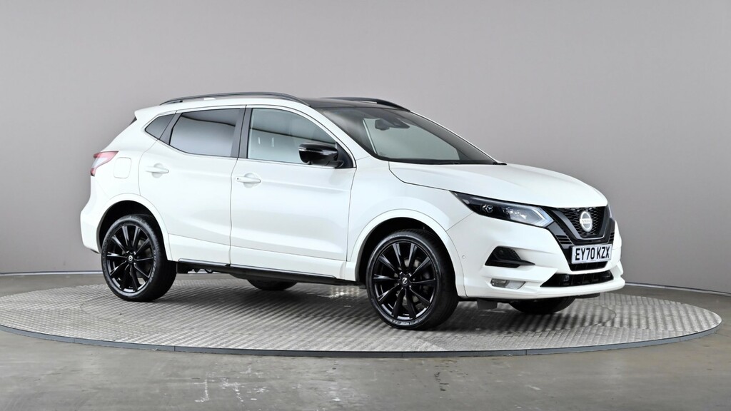 Compare Nissan Qashqai 1.3 Dig-t 160 N-tec Dct EY70KZX White