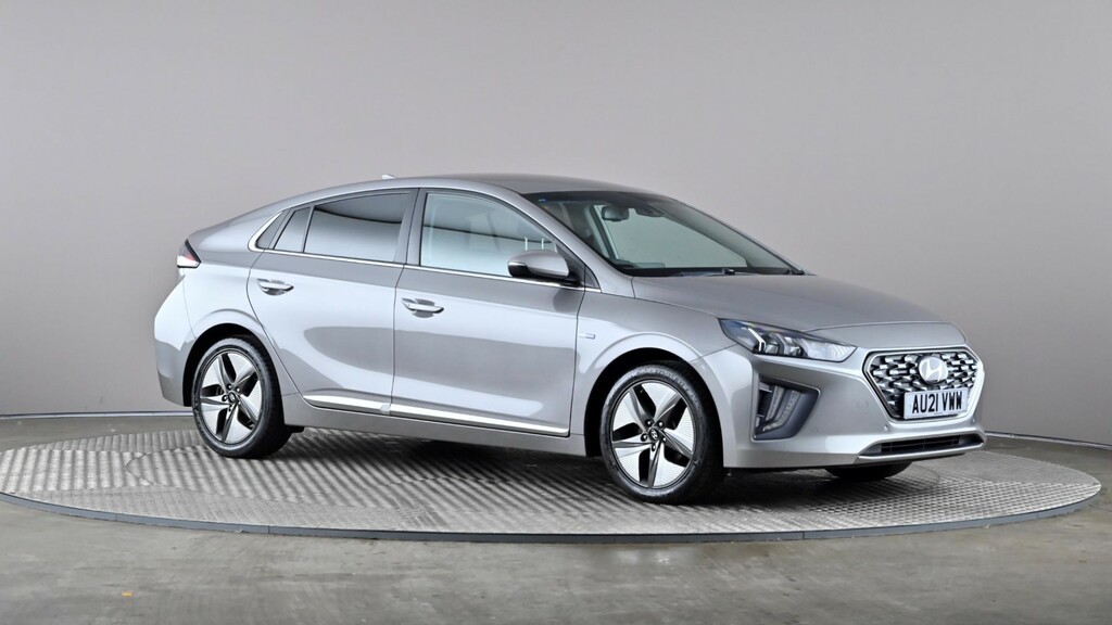 Compare Hyundai Ioniq 1.6 Gdi Hybrid Premium Se Dct AU21VWW Grey