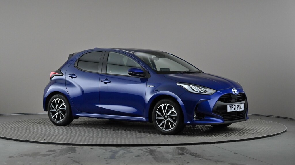 Compare Toyota Yaris 1.5 Hybrid Design Cvt YP21PDU Blue