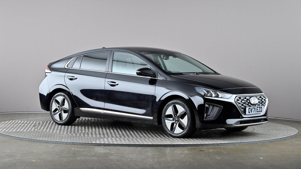 Compare Hyundai Ioniq 1.6 Gdi Hybrid Premium Se Dct OV71EZD Black