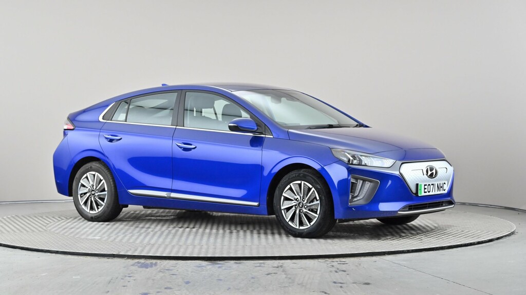 Compare Hyundai Ioniq 100Kw Premium 38Kwh EO71NHC Blue