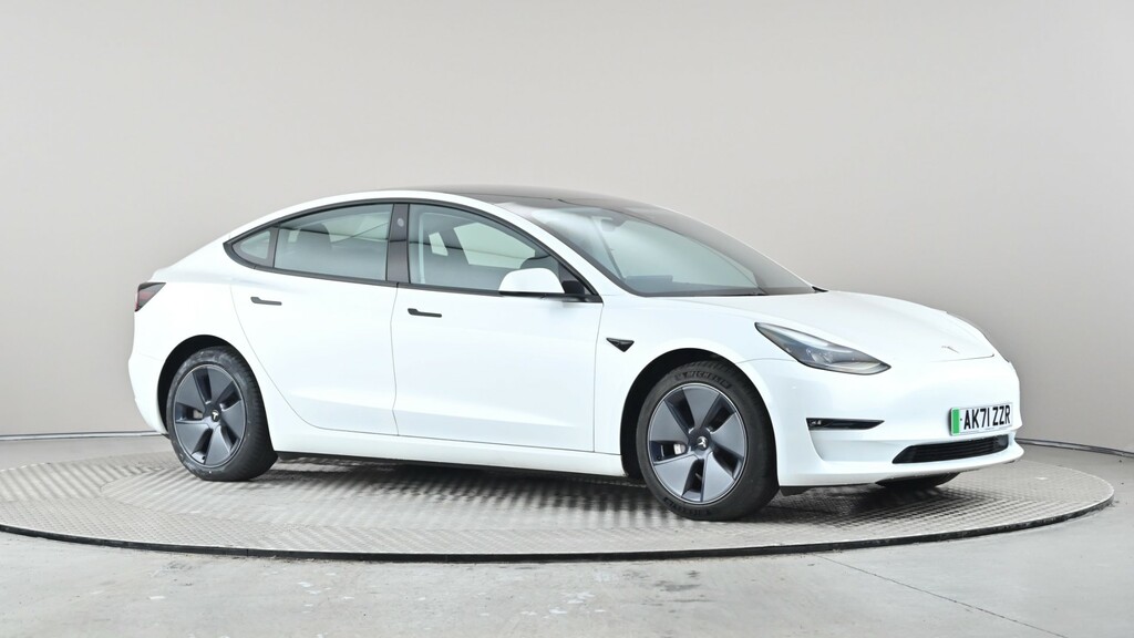 Compare Tesla Model 3 Long Range Awd AK71ZZR White