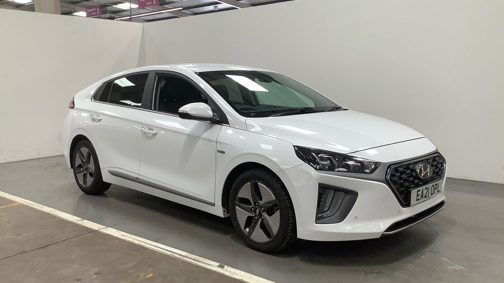 Compare Hyundai Ioniq 1.6 Gdi Hybrid Premium Se Dct EA21OPL White