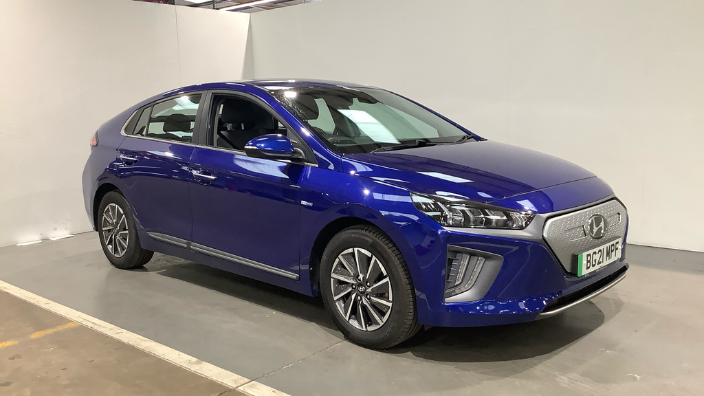 Compare Hyundai Ioniq 100Kw Premium 38Kwh BG21MPF Blue