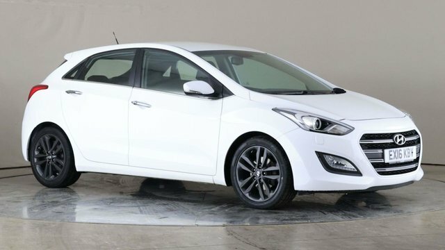 Compare Hyundai I30 1.6 Crdi Premium 134 Bhp EX16KBV White