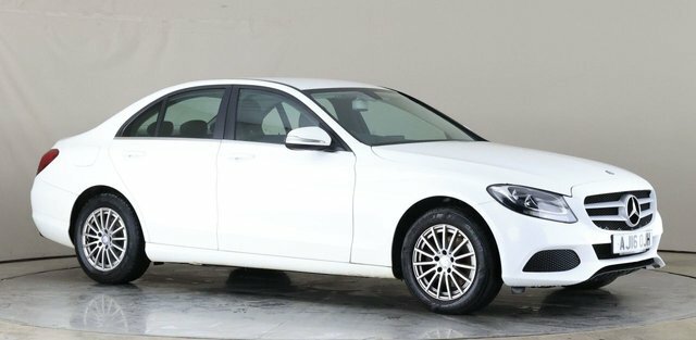 Compare Mercedes-Benz C Class 1.6 C200 Bluetec Se 136 Bhp AJ16OJH White